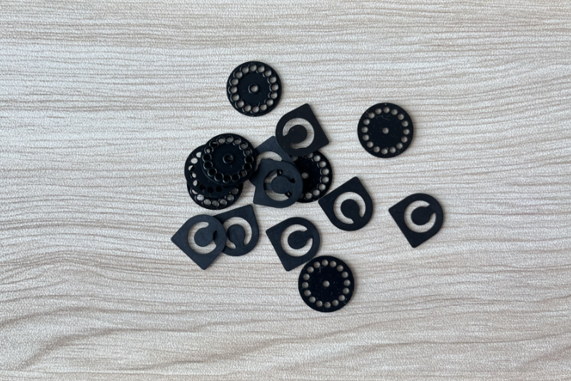 Multi-way valve seal